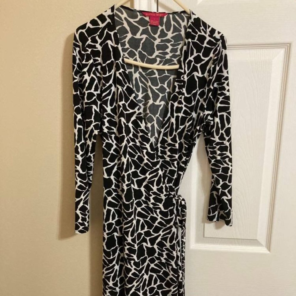 Fun black and white giraffe print wraparound dress